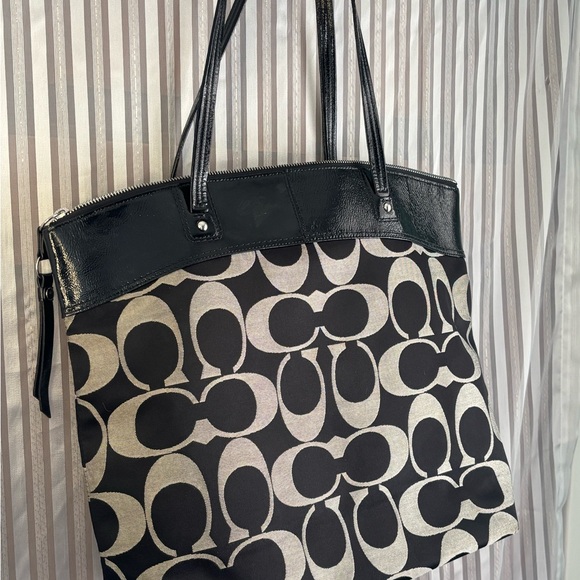 Coach Laura Signature Tote - Picture 3 of 13